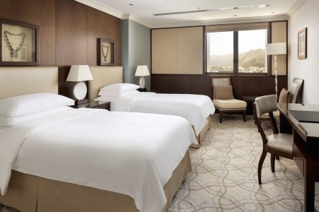 Omán Muscat Sheraton Oman 11 dňový pobyt Raňajky Letecky Letisko: Viedeň November 2025 (23/11/25- 3/12/25)