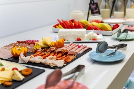 Španielsko Ibiza S'argamassa Palace Suite 15 dňový pobyt Raňajky Letecky Letisko: Praha September 2025 (24/09/25- 8/10/25)