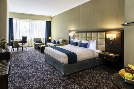 Katar Doha Golden Tulip Doha 6 dňový pobyt Polpenzia Letecky Letisko: Praha September 2025 (26/09/25- 1/10/25)