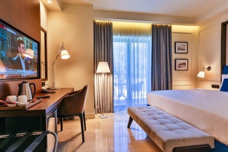 Hotel California By Aycon - 19