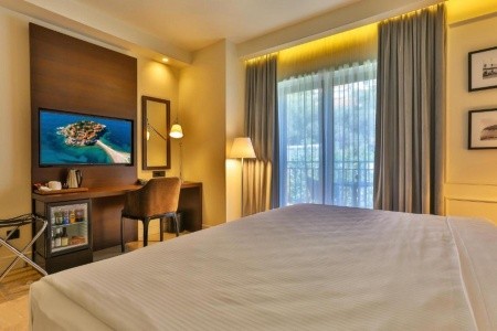 Hotel California By Aycon - 21