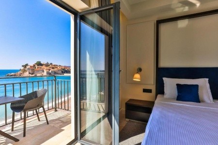 Hotel California By Aycon - 24