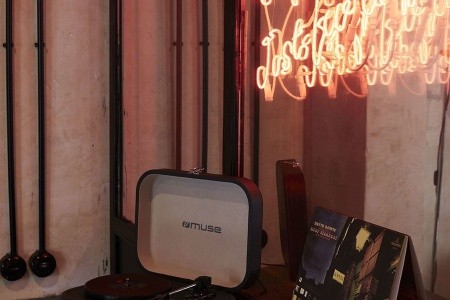 Grécko Atény a okolie Dave Red Athens-Son Of A Brown 9 dňový pobyt Raňajky Letecky Letisko: Viedeň September 2025 (21/09/25-29/09/25)