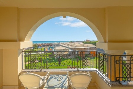 Egypt Hurghada Titanic Royal Resort 11 dňový pobyt Ultra All inclusive Letecky Letisko: Viedeň May 2026 (14/05/26-24/05/26)