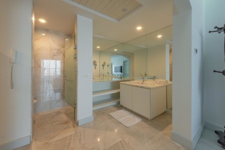 Egypt Hurghada Titanic Royal Resort 11 dňový pobyt Ultra All inclusive Letecky Letisko: Viedeň May 2026 (14/05/26-24/05/26)