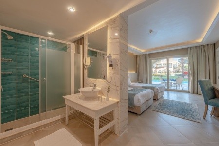 Egypt Hurghada Titanic Royal Resort 11 dňový pobyt Ultra All inclusive Letecky Letisko: Viedeň May 2026 (14/05/26-24/05/26)