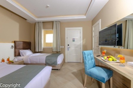 Egypt Hurghada Titanic Royal Resort 11 dňový pobyt Ultra All inclusive Letecky Letisko: Viedeň May 2026 (14/05/26-24/05/26)