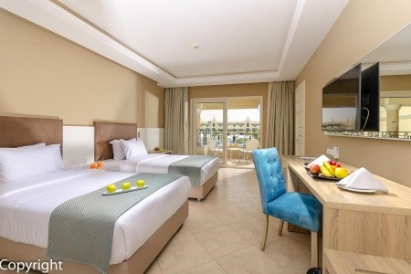 Egypt Hurghada Titanic Royal Resort 11 dňový pobyt Ultra All inclusive Letecky Letisko: Viedeň May 2026 (14/05/26-24/05/26)