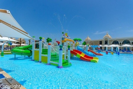Egypt Hurghada Titanic Royal Resort 11 dňový pobyt Ultra All inclusive Letecky Letisko: Viedeň May 2026 (14/05/26-24/05/26)