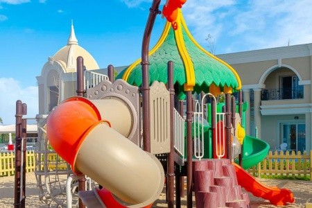 Egypt Hurghada Titanic Royal Resort 11 dňový pobyt Ultra All inclusive Letecky Letisko: Viedeň May 2026 (14/05/26-24/05/26)