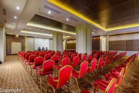 Egypt Hurghada Titanic Royal Resort 11 dňový pobyt Ultra All inclusive Letecky Letisko: Viedeň May 2026 (14/05/26-24/05/26)