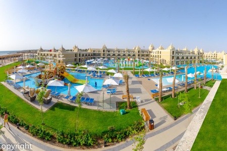 Egypt Hurghada Titanic Royal Resort 11 dňový pobyt Ultra All inclusive Letecky Letisko: Viedeň May 2026 (14/05/26-24/05/26)