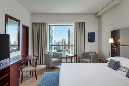 Spojené arabské emiráty Dubaj Delta Hotels By Marriott Jumeirah Beach Dubai 12 dňový pobyt Polpenzia Letecky Letisko: Praha May 2025 ( 6/05/25-17/05/25)