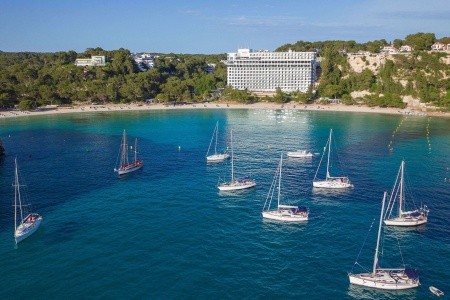 Španielsko Menorca Meliá Gavilanes (Cala Galdana) 15 dňový pobyt Polpenzia Letecky Letisko: Praha August 2025 ( 1/08/25-15/08/25)