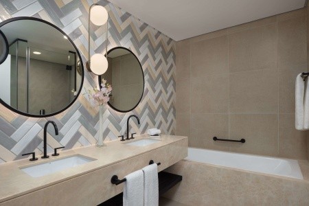 Spojené arabské emiráty Ras Al Khaimah Sofitel Al Hamra Beach & Golf Resort 5 dňový pobyt Polpenzia Letecky Letisko: Praha May 2026 ( 9/05/26-13/05/26)