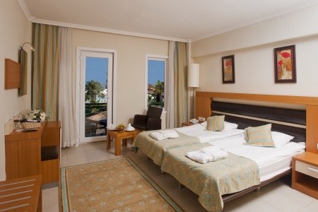 Crystal Flora Beach Resort - 95