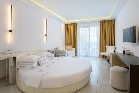 Grécko Kos Diamond Deluxe 8 dňový pobyt Raňajky Letecky Letisko: Praha August 2026 (12/08/26-19/08/26)