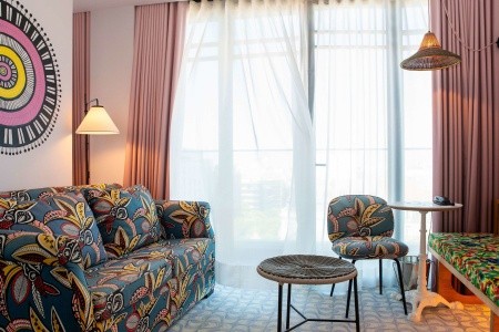 Portugalsko Lisabon Mama Shelter Lisboa 4 dňový pobyt Raňajky Letecky Letisko: Viedeň December 2025 (28/12/25-31/12/26)