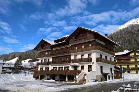 Hotel Corona Ferrea Polopenze