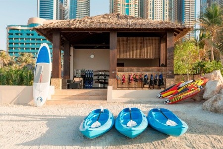 Spojené arabské emiráty Dubai Le Meridien Mina Seyahi Beach Resort 8 denní pobyt Polopenze Letecky Letiště: Praha duben 2025 ( 4/04/25-11/04/25)