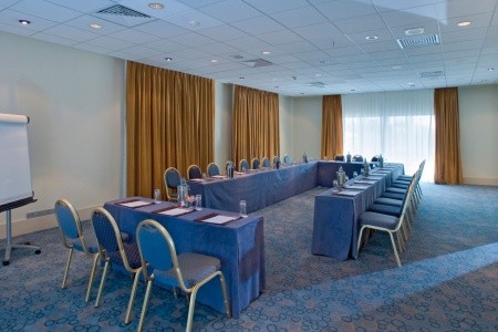 Cyprus Limassol Mediterranean Beach 5 dňový pobyt Polpenzia Letecky Letisko: Praha August 2025 (23/08/25-27/08/25)