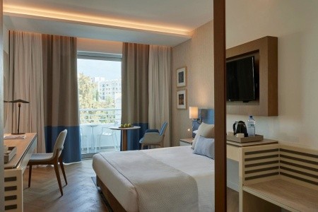 Cyprus Limassol Mediterranean Beach 5 dňový pobyt Polpenzia Letecky Letisko: Praha August 2025 (23/08/25-27/08/25)