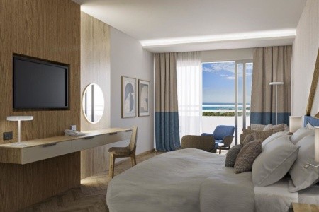 Cyprus Limassol Mediterranean Beach 5 dňový pobyt Polpenzia Letecky Letisko: Praha August 2025 (23/08/25-27/08/25)