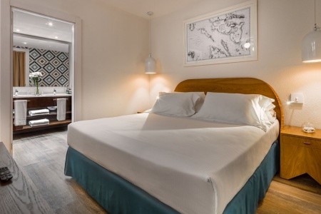 Kanárske ostrovy Fuerteventura H10 Ocean Suites 8 dňový pobyt Polpenzia Letecky Letisko: Praha October 2025 ( 9/10/25-16/10/25)