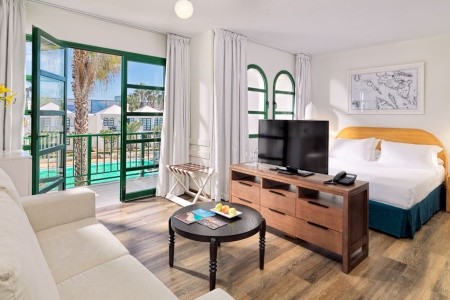 Kanárske ostrovy Fuerteventura H10 Ocean Suites 8 dňový pobyt Polpenzia Letecky Letisko: Praha October 2025 ( 9/10/25-16/10/25)