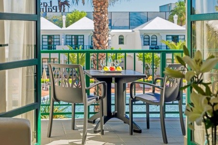 Kanárske ostrovy Fuerteventura H10 Ocean Suites 8 dňový pobyt Polpenzia Letecky Letisko: Praha October 2025 ( 9/10/25-16/10/25)