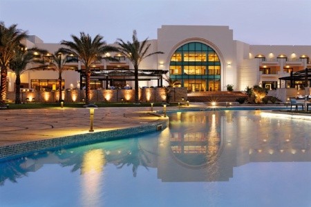 Kairó + Movenpick Waterpark Resort & Spa Soma Bay