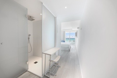 Španielsko Mallorca Iberostar Waves Bahia De Palma (Ex  Royal Cupido) 6 dňový pobyt Raňajky Letecky Letisko: Viedeň October 2025 ( 3/10/25- 8/10/25)