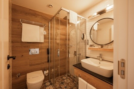 Sailors Beach Club - 11