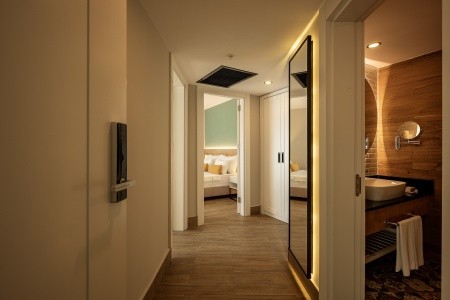 Sailors Beach Club - 19