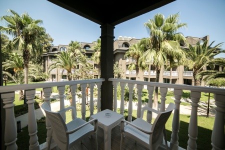 Sailors Beach Club - 26