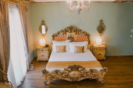 Albánie, Durrës, Empire, za <span>48.990</span> Kč