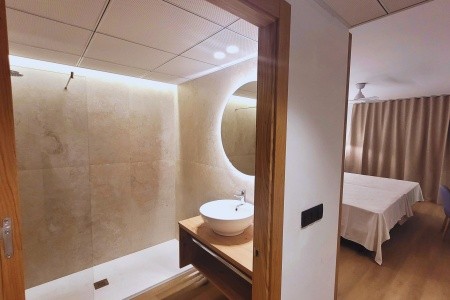 Oh!Tels Vila Romana - 57