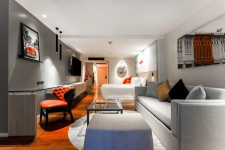 Radisson Red Phuket Patong Beach - 62