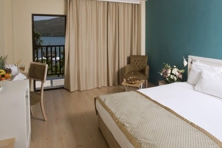 Green Bay Resort & Spa - 165