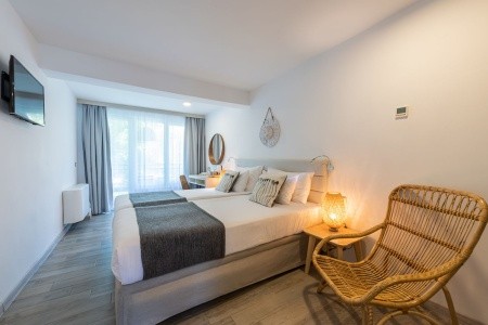 Bulharsko Slnečné Pobrežie Ihot@L 13 dňový pobyt All Inclusive Letecky Letisko: Praha August 2026 (16/08/26-28/08/26)