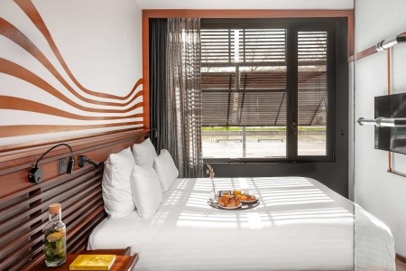 Off Paris Seine - 67