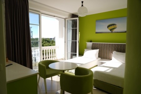 Albánsko Durrës Monaco Garden 8 dňový pobyt Raňajky Letecky Letisko: Praha September 2025 (19/09/25-26/09/25)