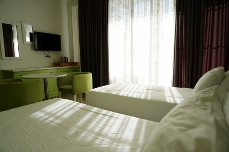 Albánsko Durrës Monaco Garden 8 dňový pobyt Raňajky Letecky Letisko: Praha September 2025 (19/09/25-26/09/25)