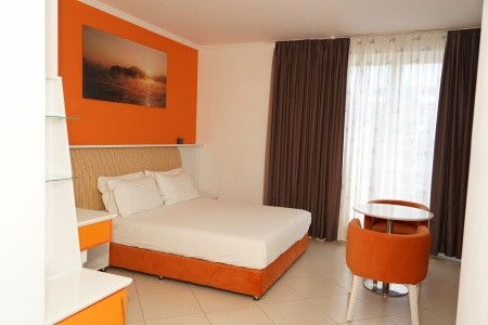 Albánsko Durrës Monaco Garden 8 dňový pobyt Raňajky Letecky Letisko: Praha September 2025 (19/09/25-26/09/25)