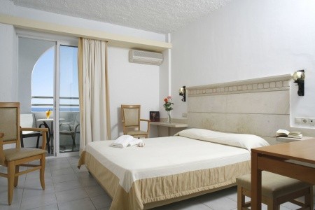 Glaros Beach