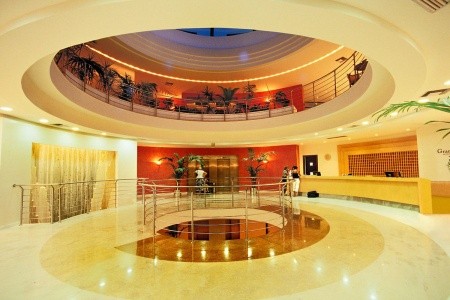 Grécko Kréta Grand Hotel Holiday Resort 7 dňový pobyt Polpenzia Letecky Letisko: Praha August 2026 (16/08/26-22/08/26)