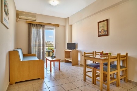 Veronica Apartments - 5