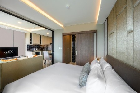 Thajsko Phuket Mida Grande Resort Phuket 16 dňový pobyt All Inclusive Letecky Letisko: Bratislava March 2026 (30/03/26-14/04/26)