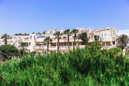 R2 Maryvent Beach Apartment - 88