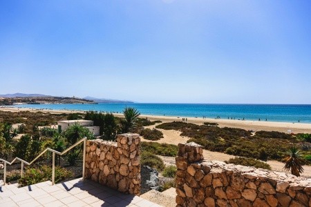 R2 Maryvent Beach Apartment - 89